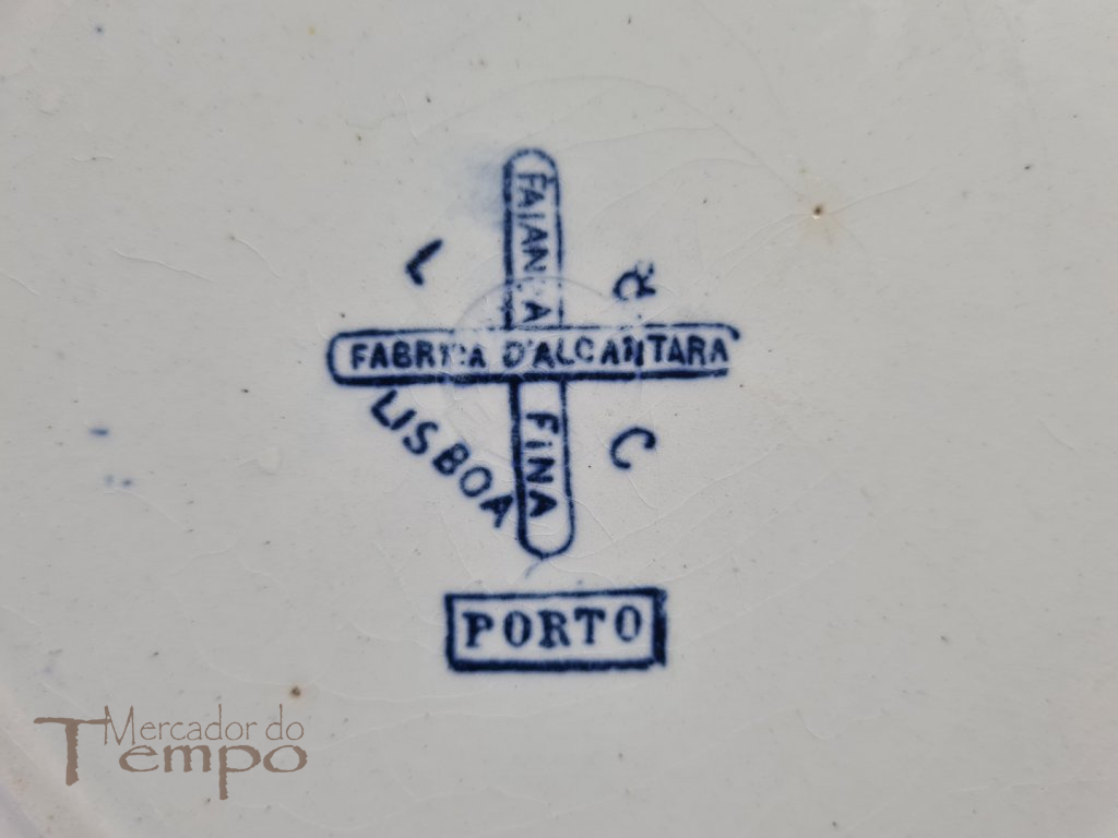 Prato da Fábrica de Alcãntara, finais do Sec.XIX, motivo “Porto”