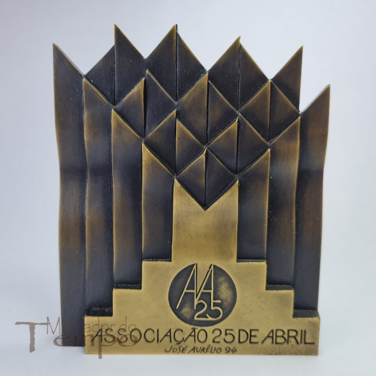 Grande Medalhão bronze Associação 25 de Abril 20 anos, 1994