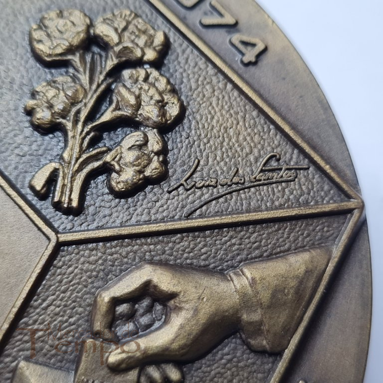Medalha bronze Politica 5º Aniversário 25 de Abril 1979
