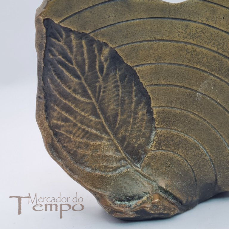 Medalha / Escultura em bronze, assinada Rodrigues (José), CTT Telecomunicações
