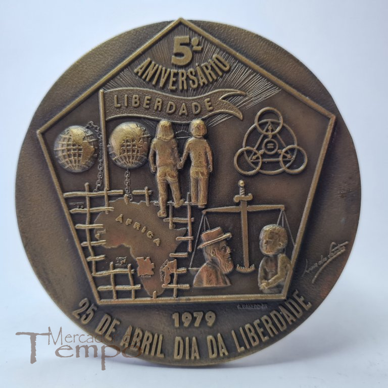 Medalha bronze Politica 5º Aniversário 25 de Abril 1979