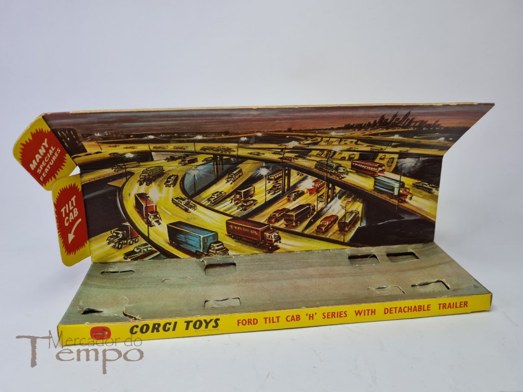 1/43 Corgi Toys Camião  Ford Tilt Cab  Express Service, caixa original
