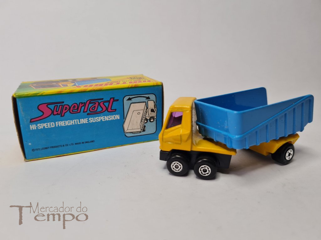 Miniatura Matchbox Articulated Truck #50 com caixa original 
