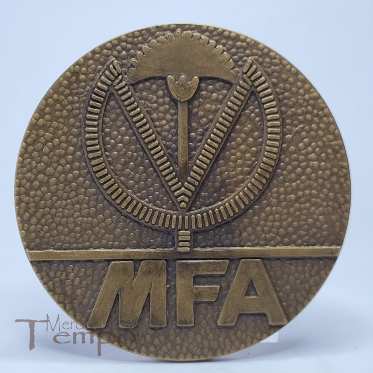 Medalha bronze 25 de Abril 1981 Convivio MFA