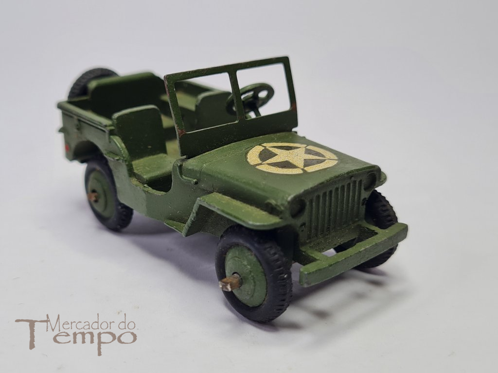 Miniatura 1/43 Dinky Toys Jeep Militar 