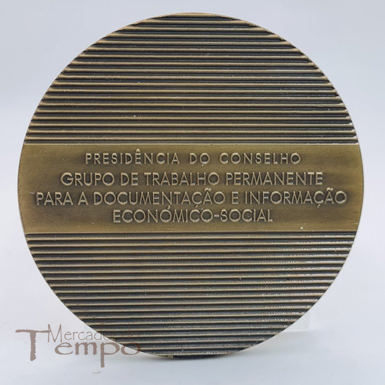 Medalha bronze I Jornadas Informação e Documentação para o Desenvolvimento, 1973