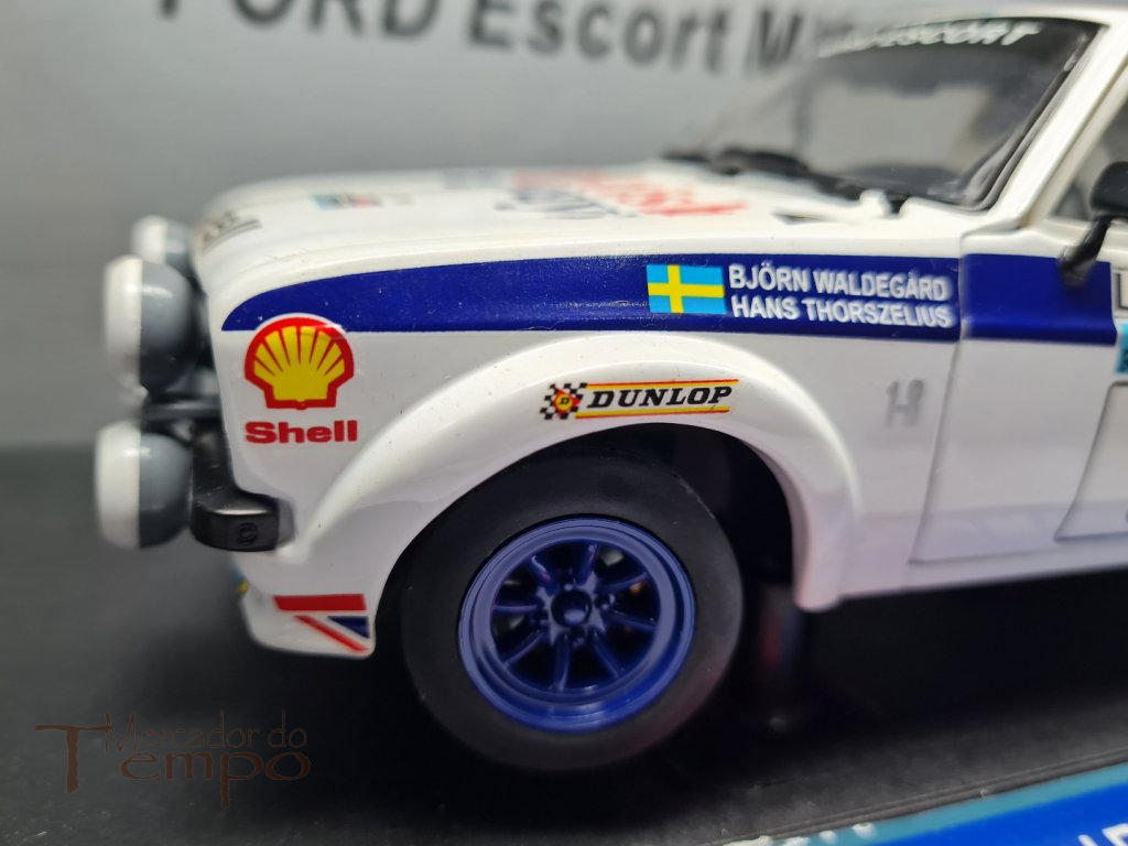 1/18 Sun Star Ford Escort MkII RS1800 Rally Lombard RAC 1977