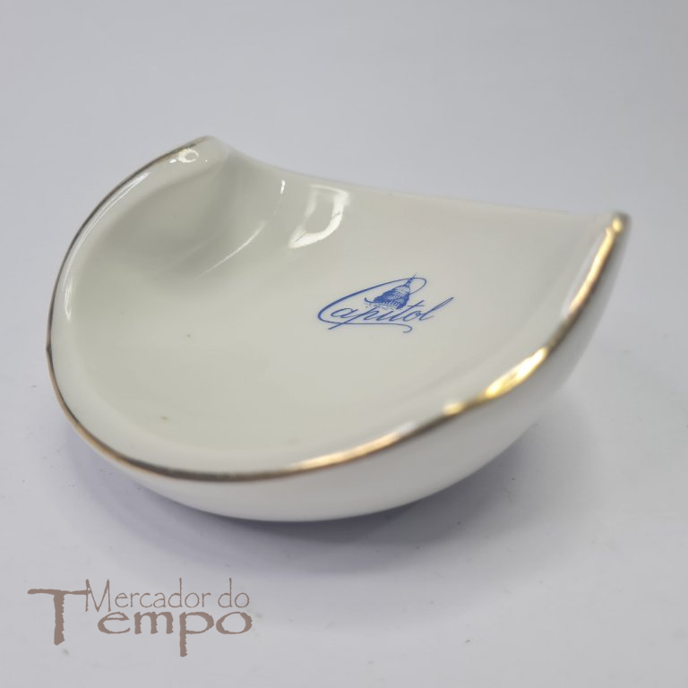 Cinzeiro porcelana modernista fábrica de Candal, Hotel Capitol 