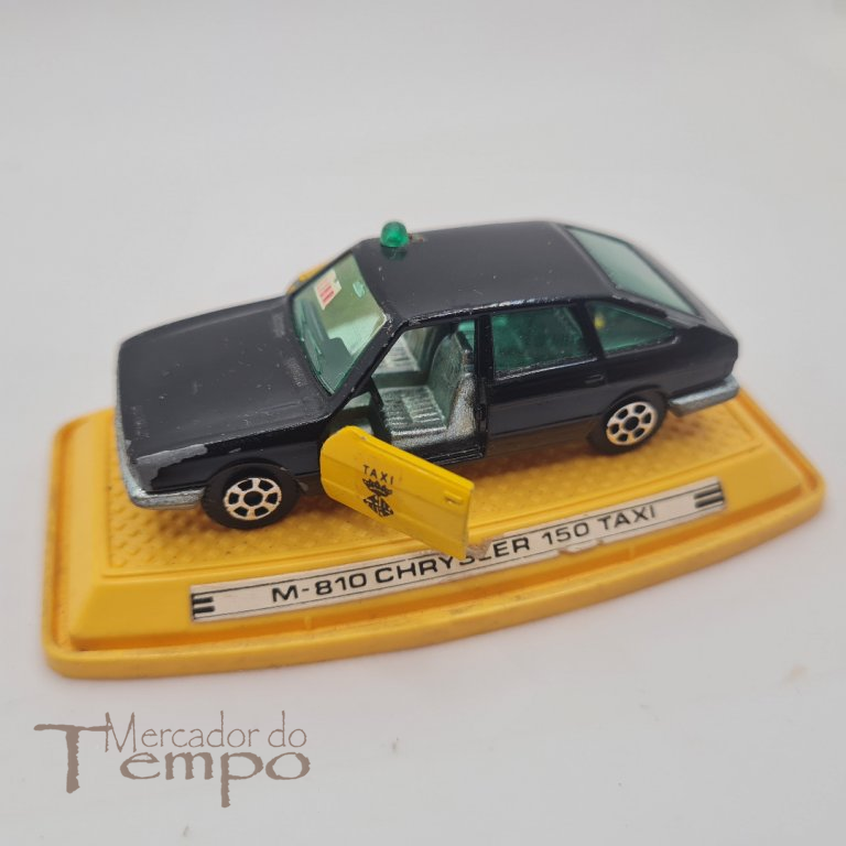 Miniatura carro 1/64 Pilen M-810 Chysler 150 Taxi Spain