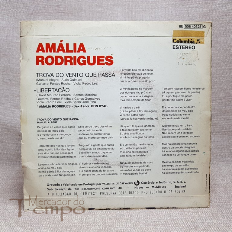 Disco 45 rpm Amália Rodrigues / Manuel Alegre - Trova do vento que passa