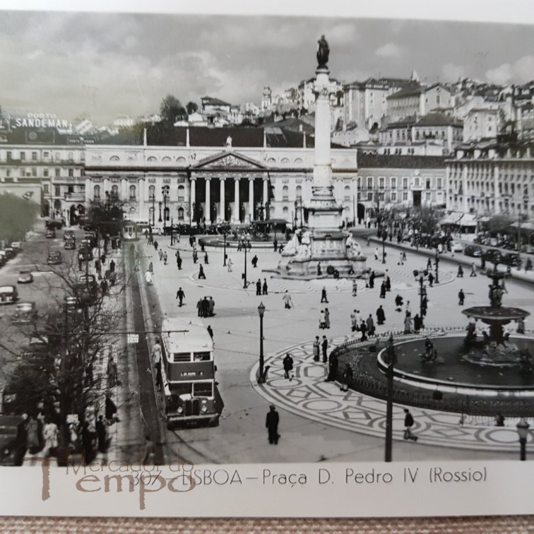 Postal antigo LIsboa Praça D.Pedro IV Rossio autocarro