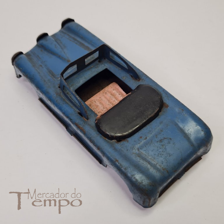 Carro Cabriolet em chapa de fabrico Português, AML. Anos 70