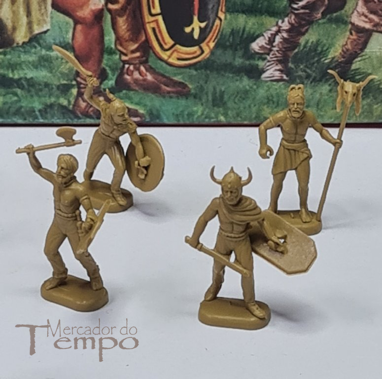 Figuras ESCI 1/72 Barbarian Warriors