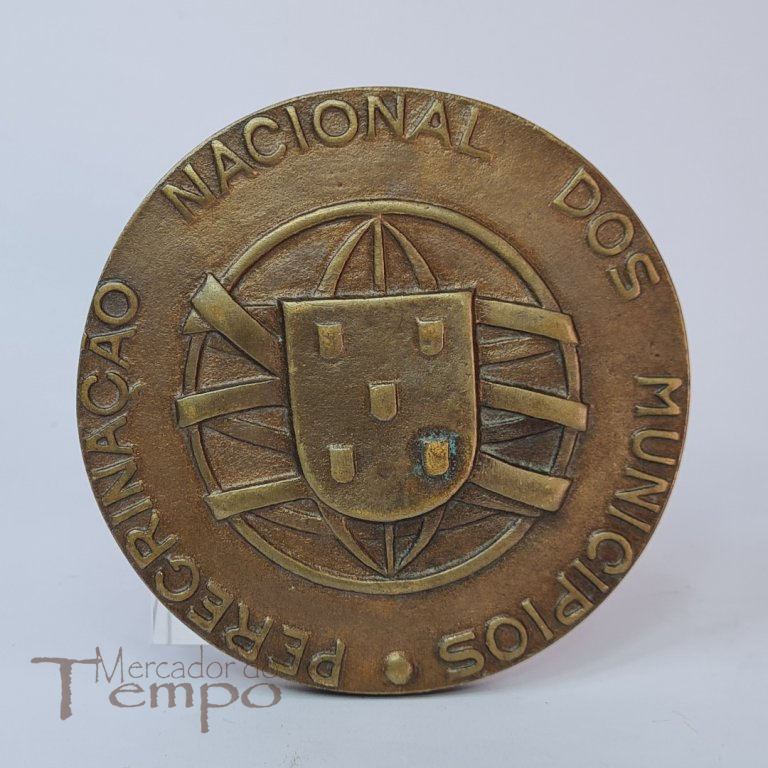 Medalha  bronze Peregrinação dos Municipios a Fátima, 1967. Cabral Antunes