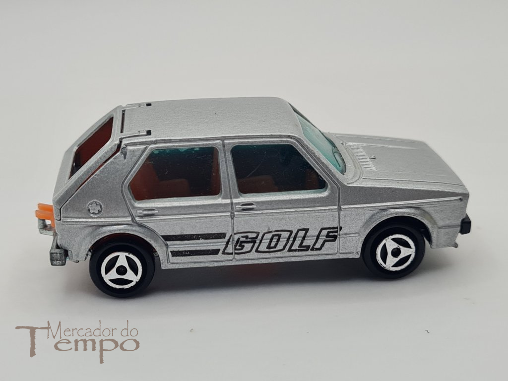 Miniatura 1/64 Carro Golf + Caravana St Tropez Majorette #210