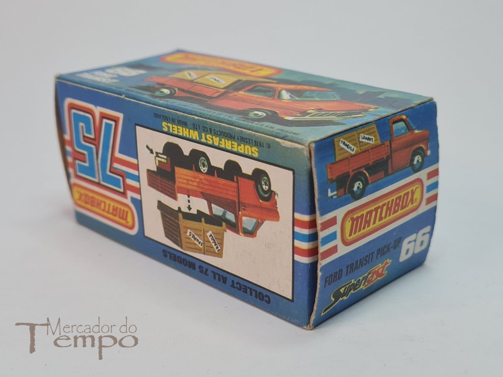 Miniatura Matchbox Ford Transit #66 caixa original