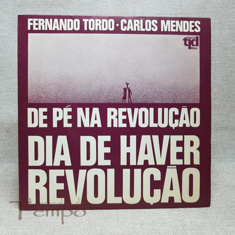  
Disco 45rpm Fernando Tordo – Carlos Mendes, letra de Ary dos Santos e Joaquim Pessoa. Capa em bom estado. Disco em bom estado
