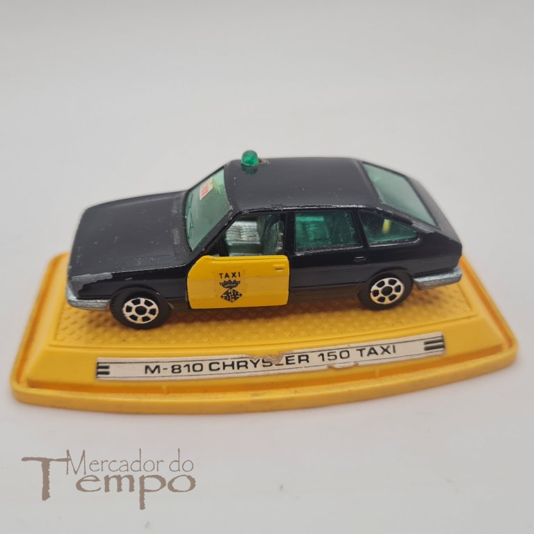 Miniatura carro 1/64 Pilen M-810 Chysler 150 Taxi Spain