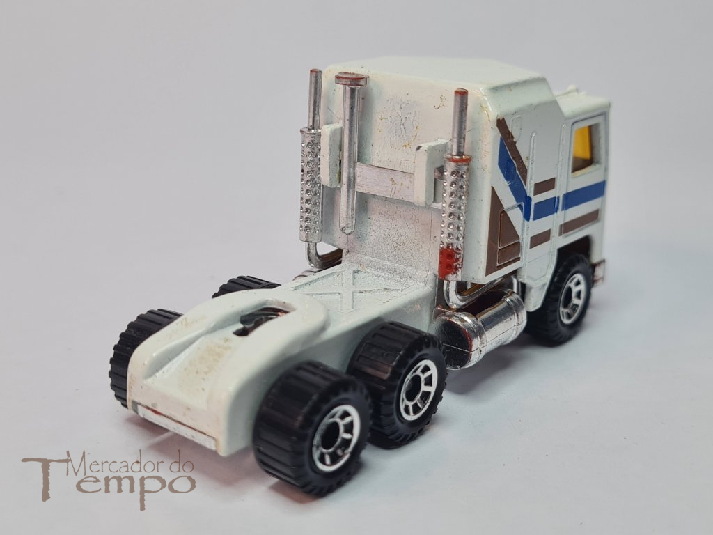 Miniatura Matchbox Kenworth Cabocer Aerodyne #45 caixa original