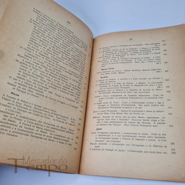 2 Volumes - História Colonial por Gaspar do Couto Ribeiro Villas 1937-38