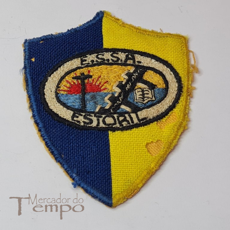 Emblema antigo em tecido e bordado dos Salesianos do Estoril