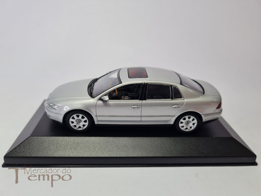 Miniatura 1/43 Minichamps VW Volkswagen Phaeton 2002