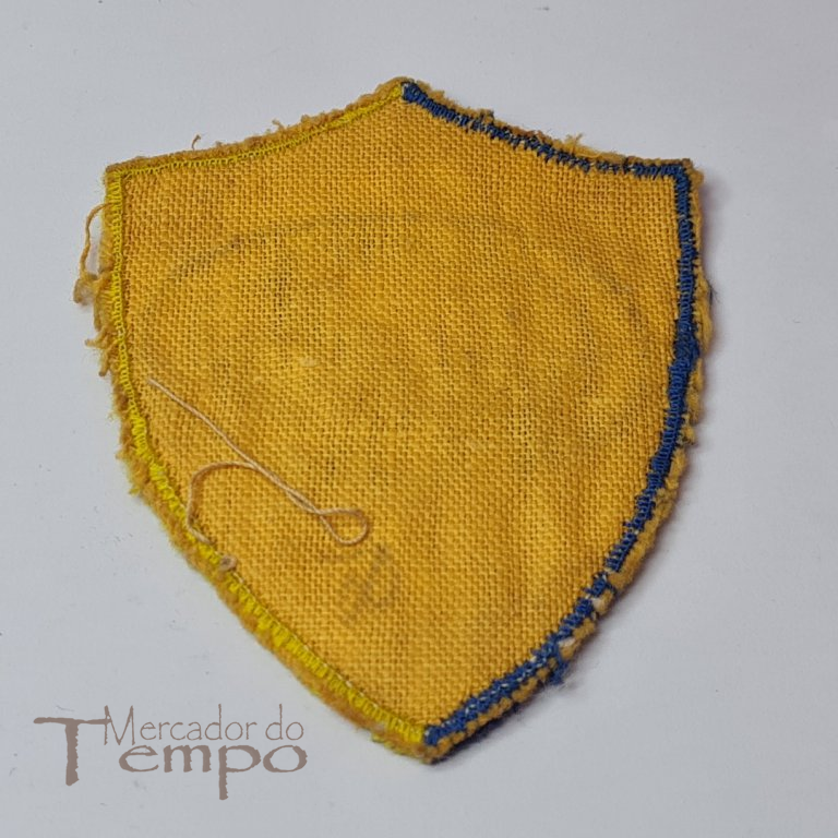 Emblema antigo em tecido e bordado dos Salesianos do Estoril