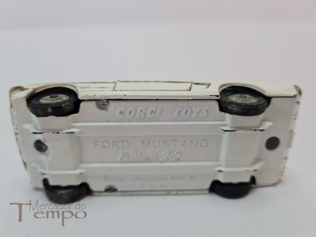 Miniatura Corgi Toys Ford Mustang Fastback caixa original
