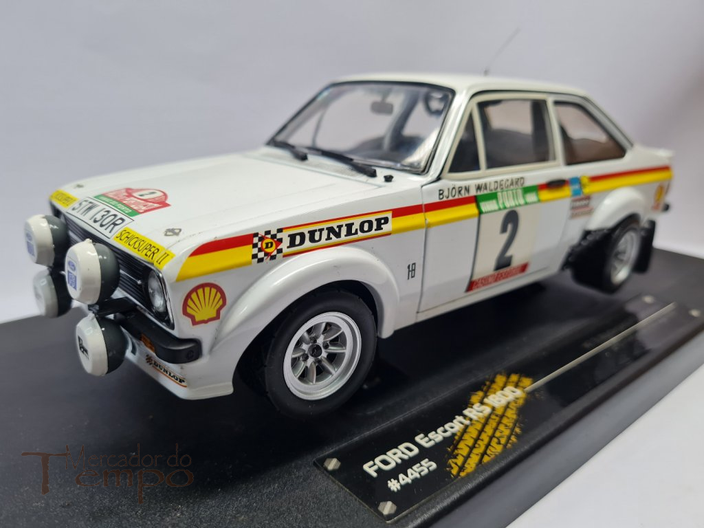 1/18 Sun Star Ford Escort RS 1800 Rallye de Portugal 1977