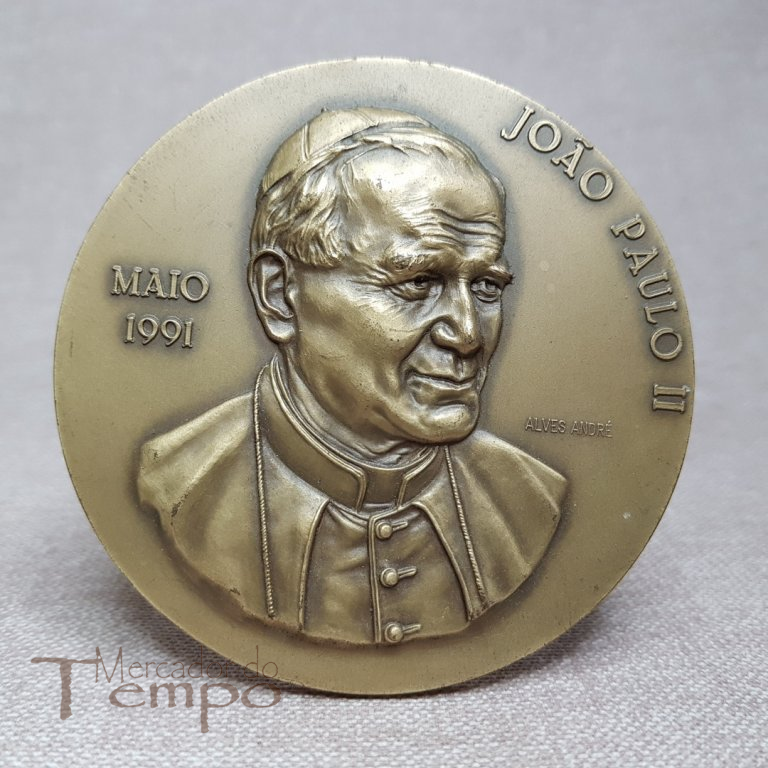Medalha de bronze comemorativa da visita do Papa João Paulo II a Portugal em 1991