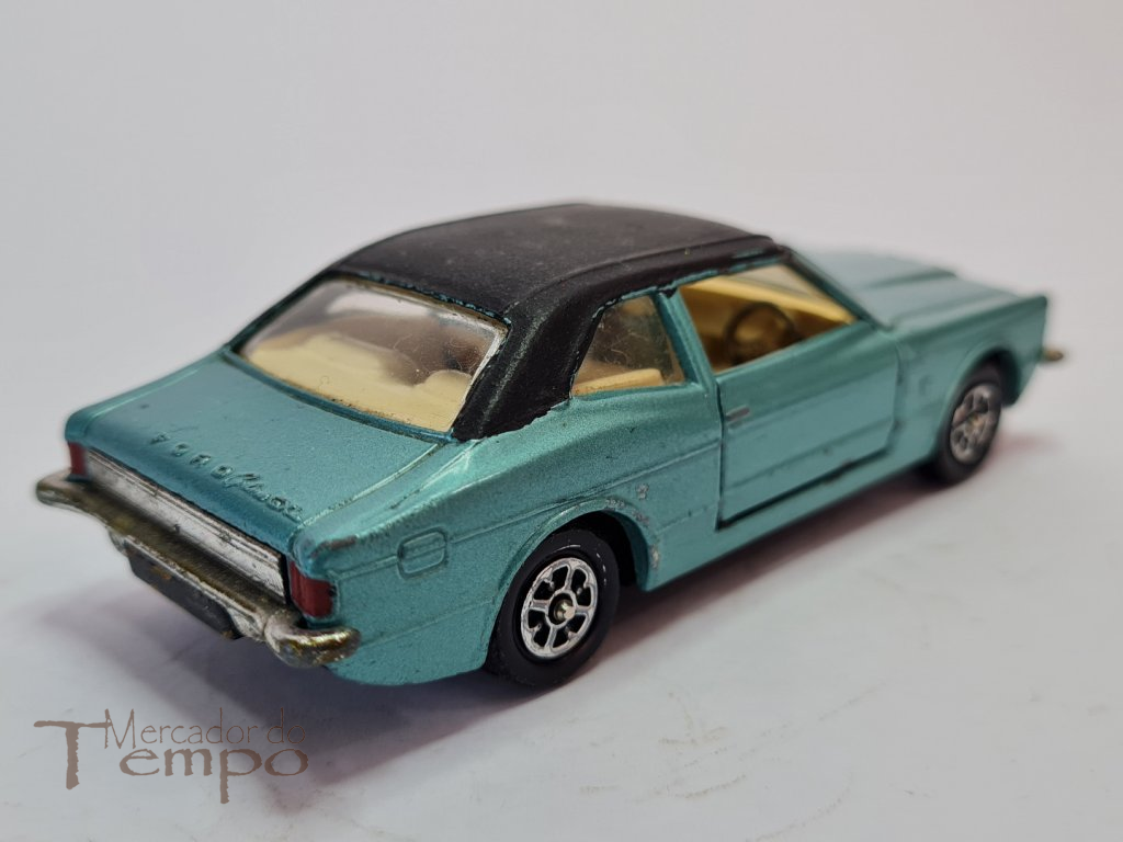 Miniatura Corgi Toys Ford Cortina GXL