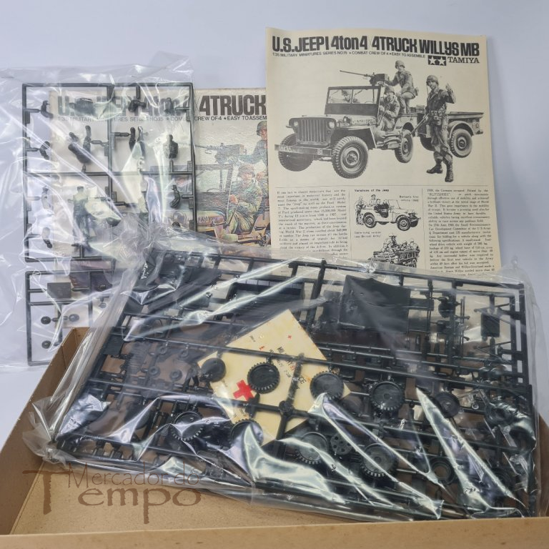 Kit 1/35 Tamiya U.S.Jeep Willys com atrelado Ref. MM115