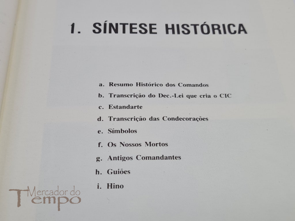 Anuário de 1981 do Regimento de Comandos