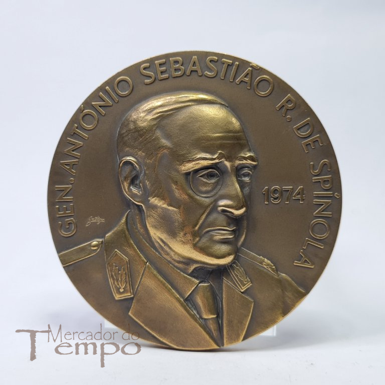 Medalha bronze General António Spinola 12º Presidente de Portugal