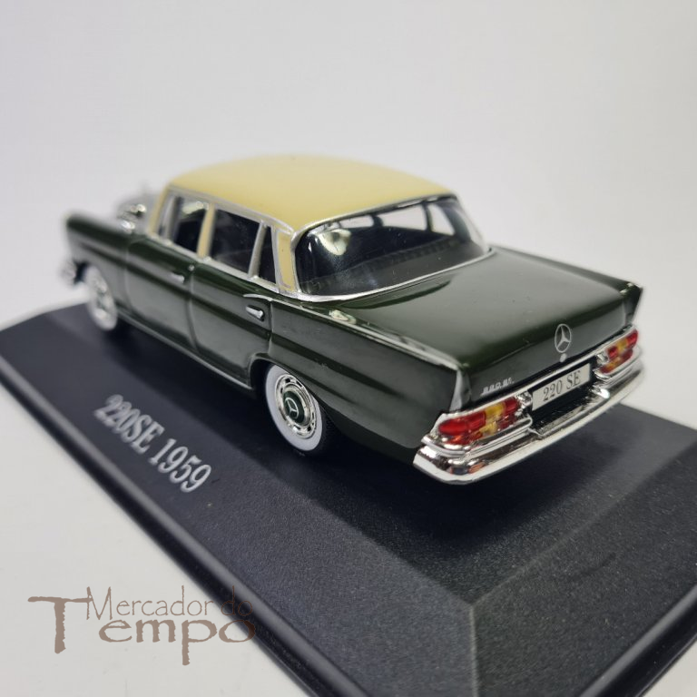Miniatura 1/43 Altaya Mercedes 220 SE - 1959