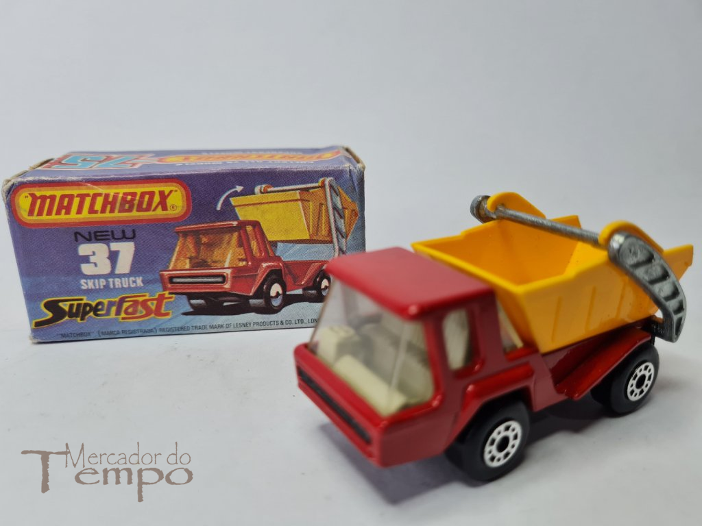 Miniatura Matchbox Skip Truck superfast #37 com caixa original