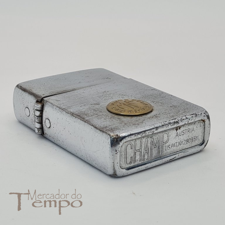 Isqueiro tipo Zippo Movimento Nacional Feminino 