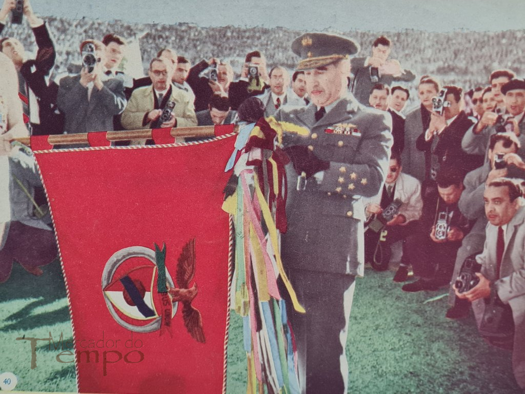 Separata M.A. - Album dos Campeões - Benfica Estádio 1954