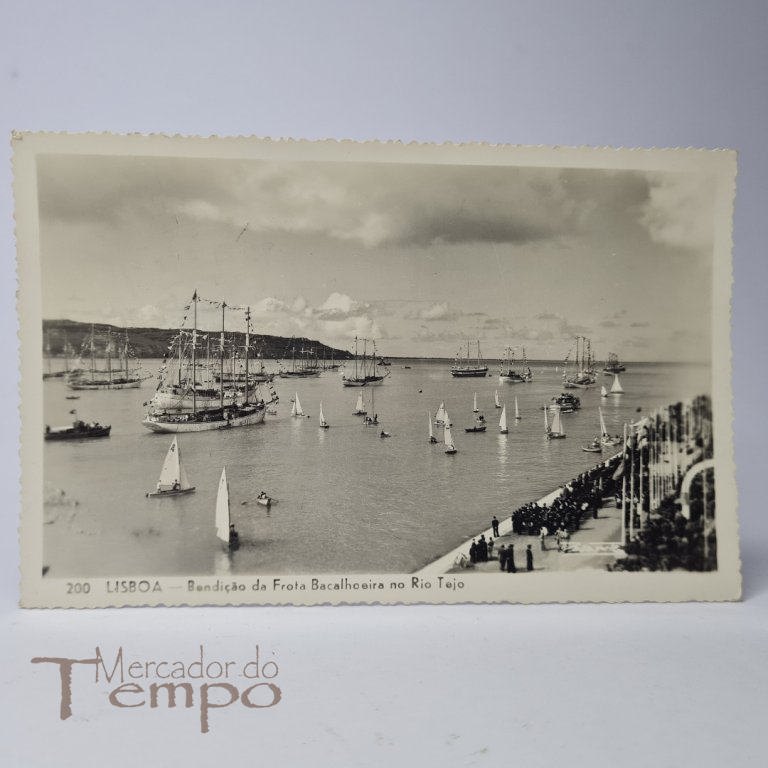 Postal Lisboa - Bendição da Frota Bacalhoeira no Rio Tejo, circulado 1962