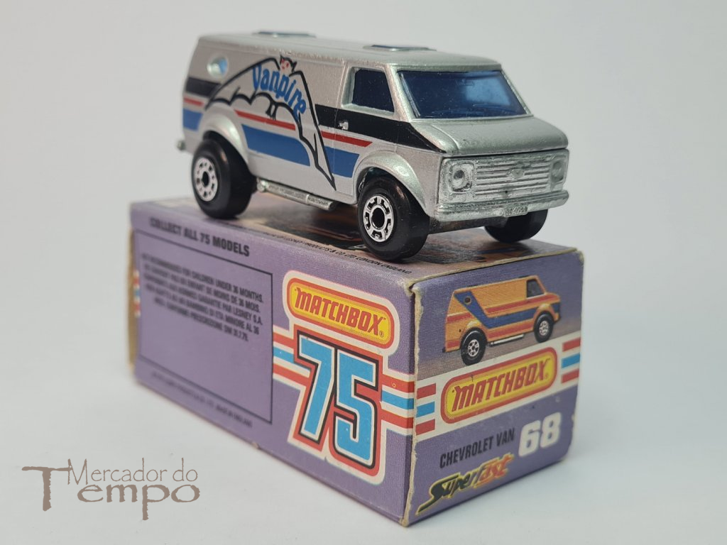 Miniatura Matchbox Chevrolet Van #68 caixa original