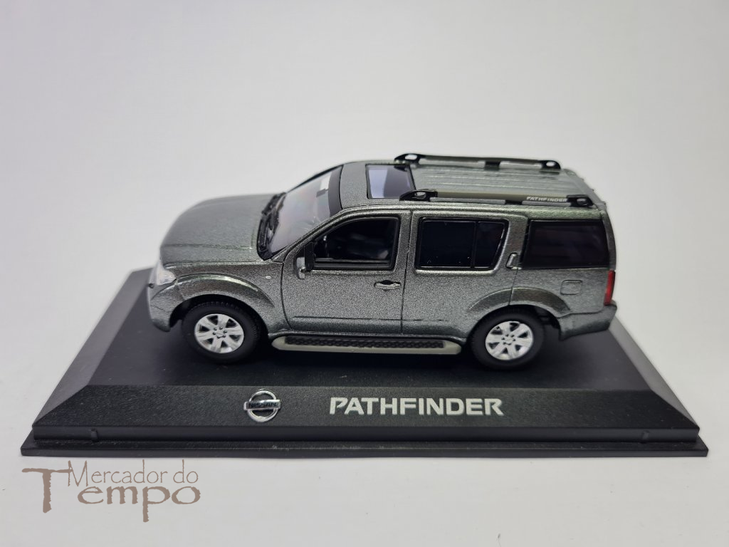 Miniatura 1/43 Norev Nissan Pathfinder