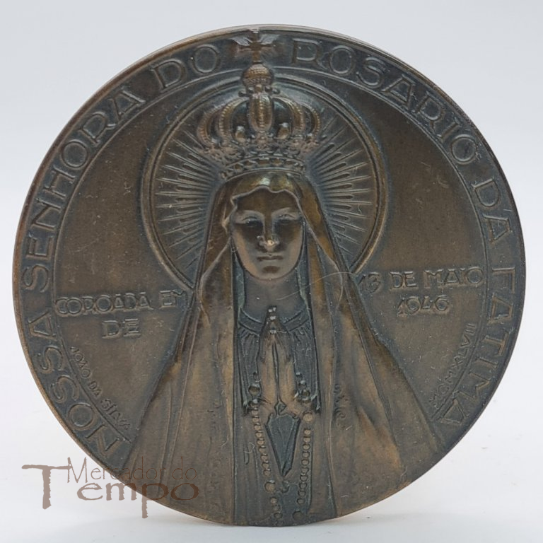 Medalha em bronze Nª Srª do Rosário de Fátima, Aparição 1917, datada de 1947