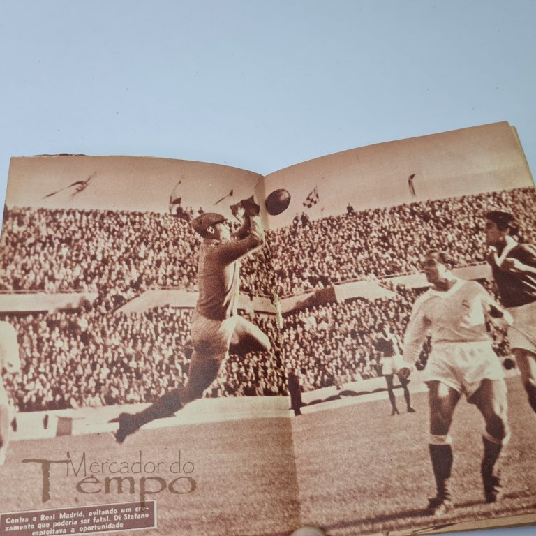 Colecção Idolos do Desporto n° 7, Costa Pereira, 1956