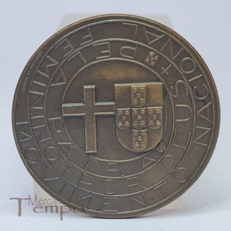 medalha em bronze do 1º Congresso do Movimento Nacional Feminino,1960