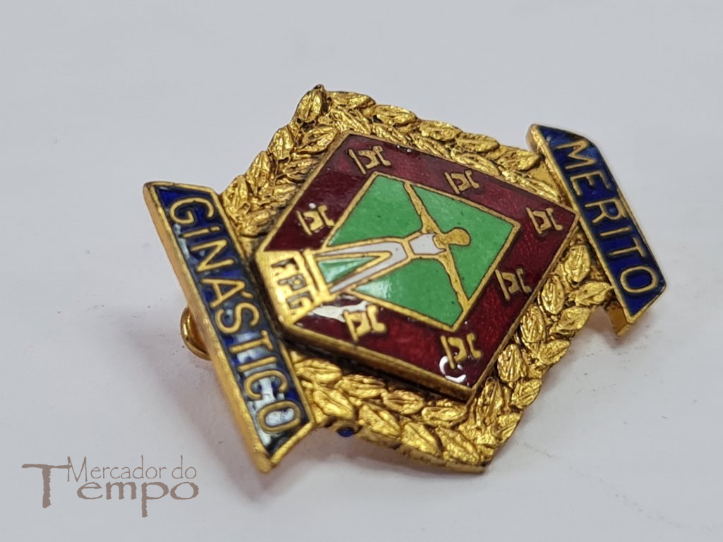 Pin esmaltado da Federação Portuguesa de Ginástica – Mérito Ginástico