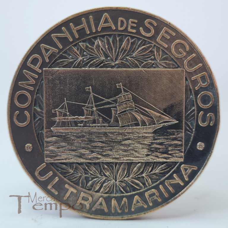 Medalha em bronze Companhia de Seguros Ultramarina comemorativa dos 50 anos 1901-1951
