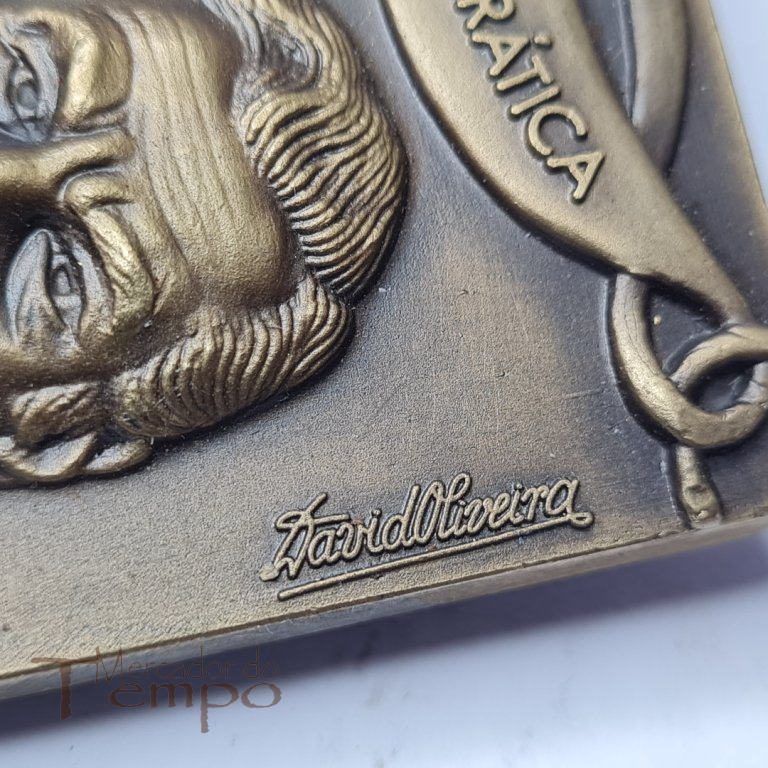 Grande medalhão em bronze Politica comemorativo da Aliança Democrática de 1979