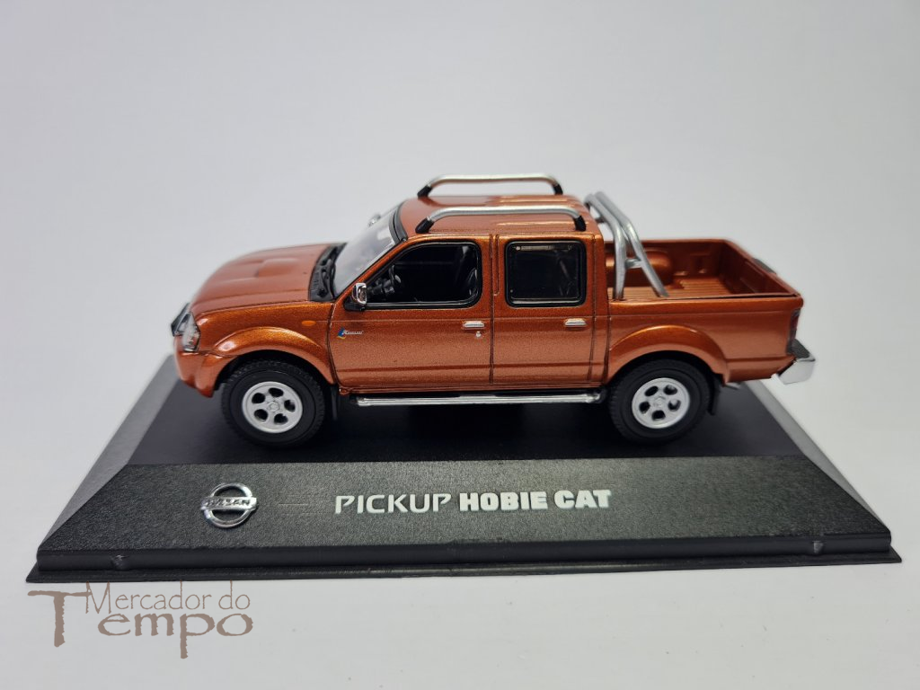 1/43 J-Collection Nissan Pickup Navara 2.5 Di Hobie Cat