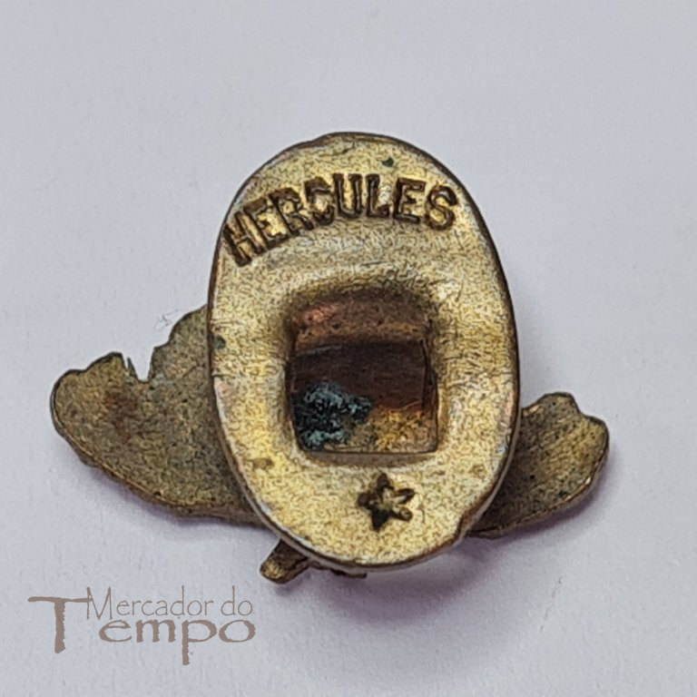 Pin/Abotoadeira esmaltado “República”