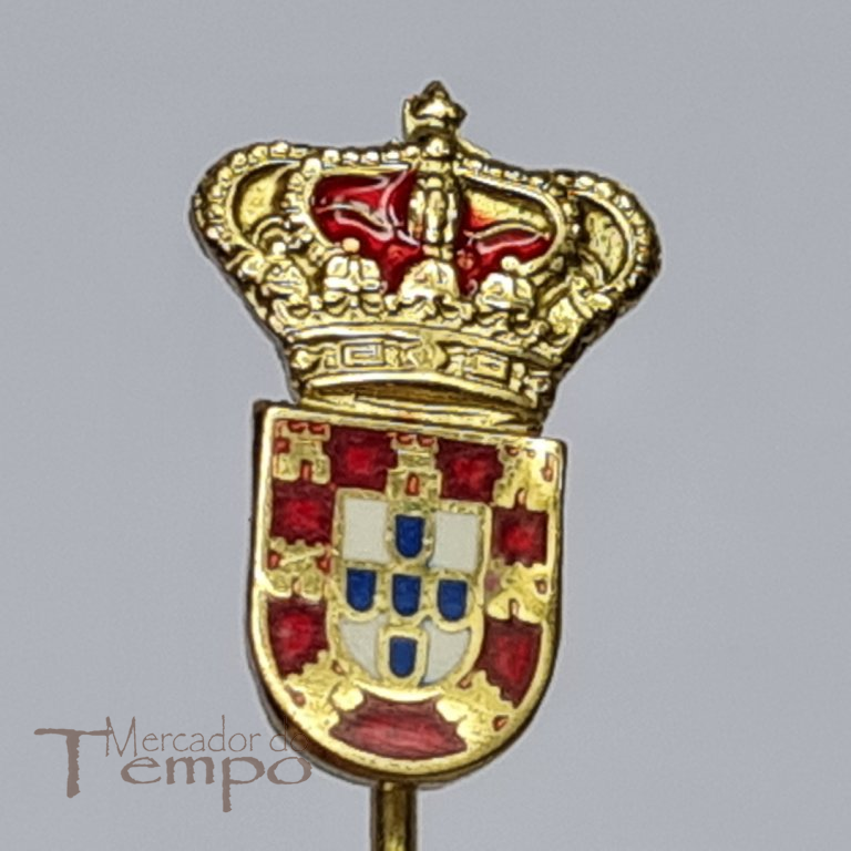Pin monárquico esmaltado.